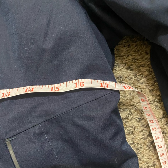 The North Face Far Northern Waterproof Parka - Picture 10 of 10